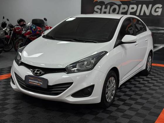 HYUNDAI HB20S 1.0 COMFORT PLUS 12V FLEX 4P MANUAL